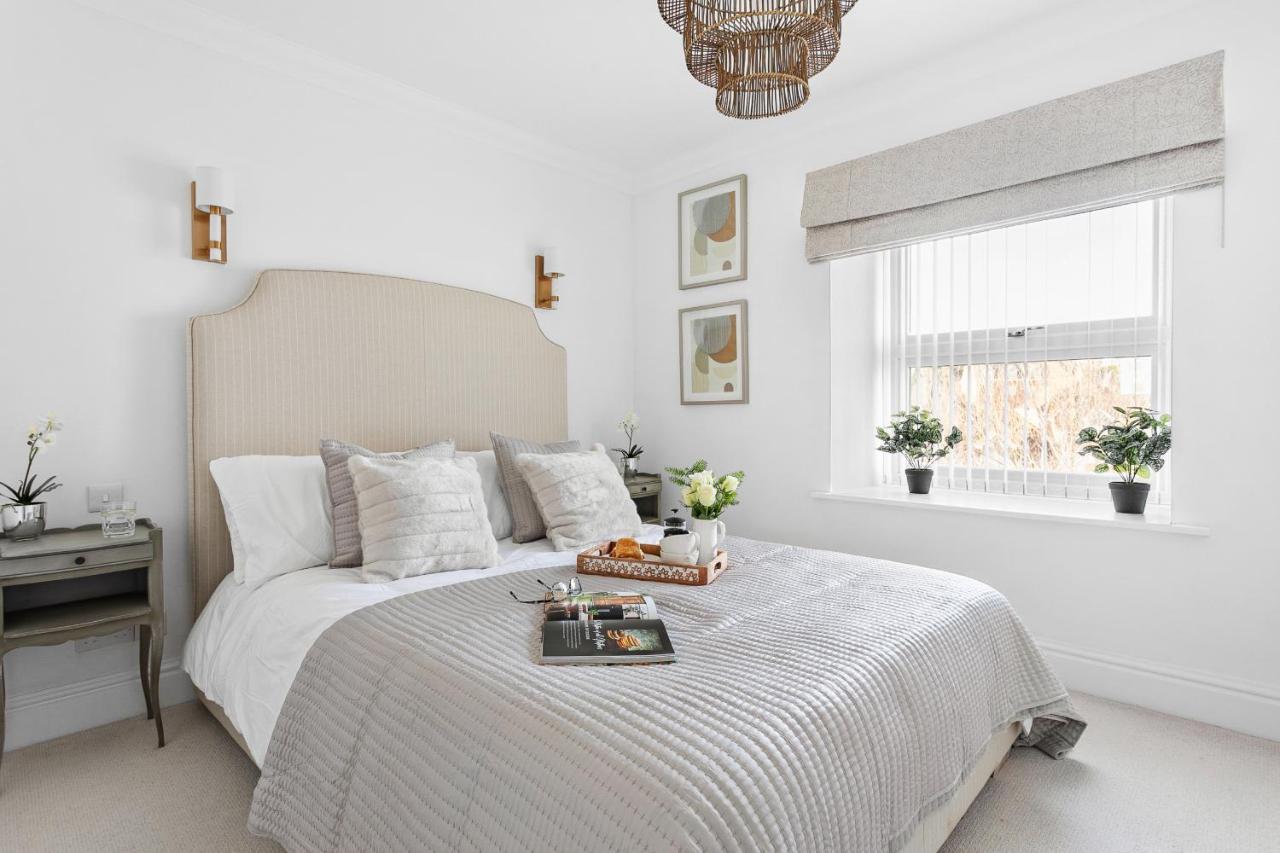 The Seaview Suites At The Corbyn Apartments Torquay Exteriör bild