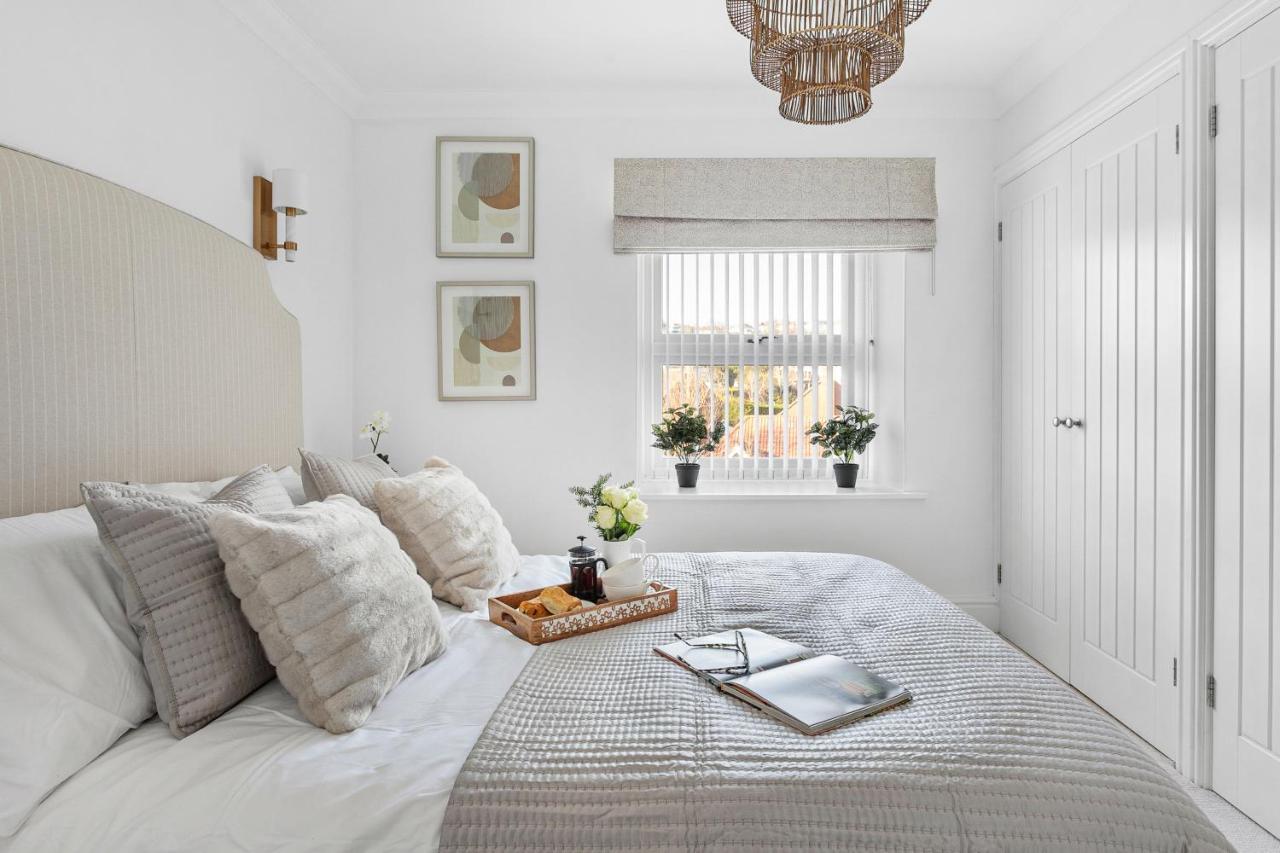 The Seaview Suites At The Corbyn Apartments Torquay Exteriör bild