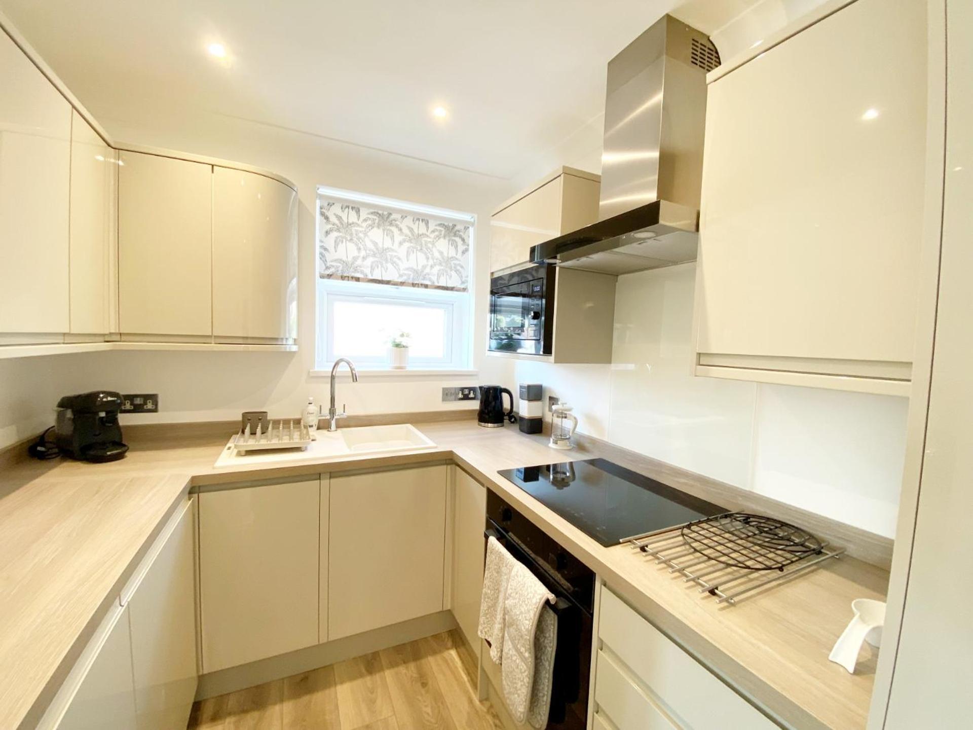 The Seaview Suites At The Corbyn Apartments Torquay Exteriör bild