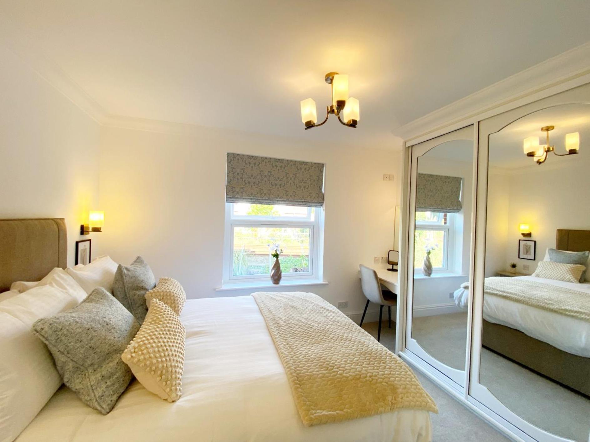 The Seaview Suites At The Corbyn Apartments Torquay Exteriör bild